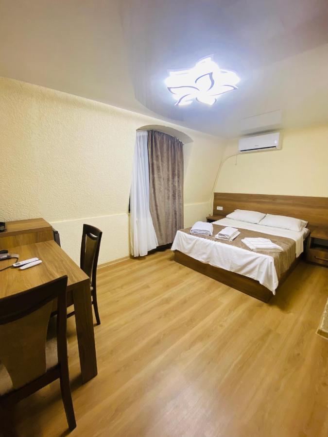 Hotel Sunrise Kutaisi Luaran gambar